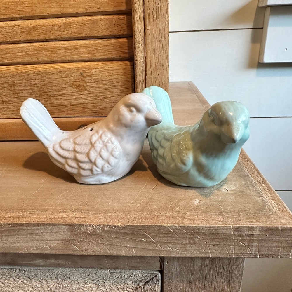 Ceramic Bird Figurines in White and Light Blue